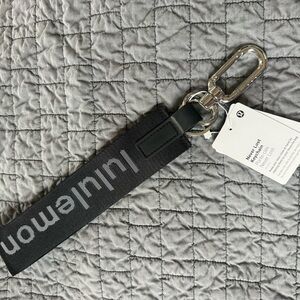 lululemon Black and Silver Branded Key Strap with Clip